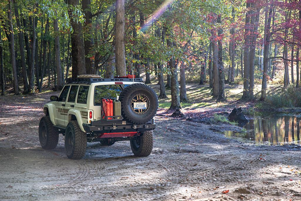 Jeep XJ Rear Bumper | Vanguard Tire Carrier Ready - Jeep Cherokee (84-01)